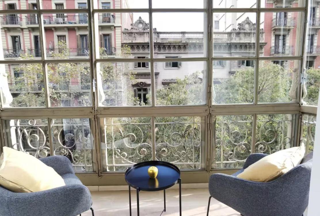 M&E Agency Apartments Valencia 277 By Marta And Emanuele Barcelona Ngoại thất bức ảnh