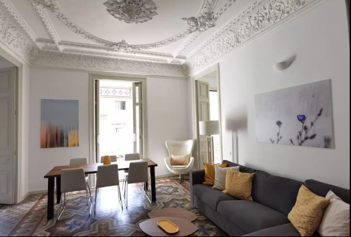 M&E Agency Apartments Valencia 277 By Marta And Emanuele Barcelona Ngoại thất bức ảnh